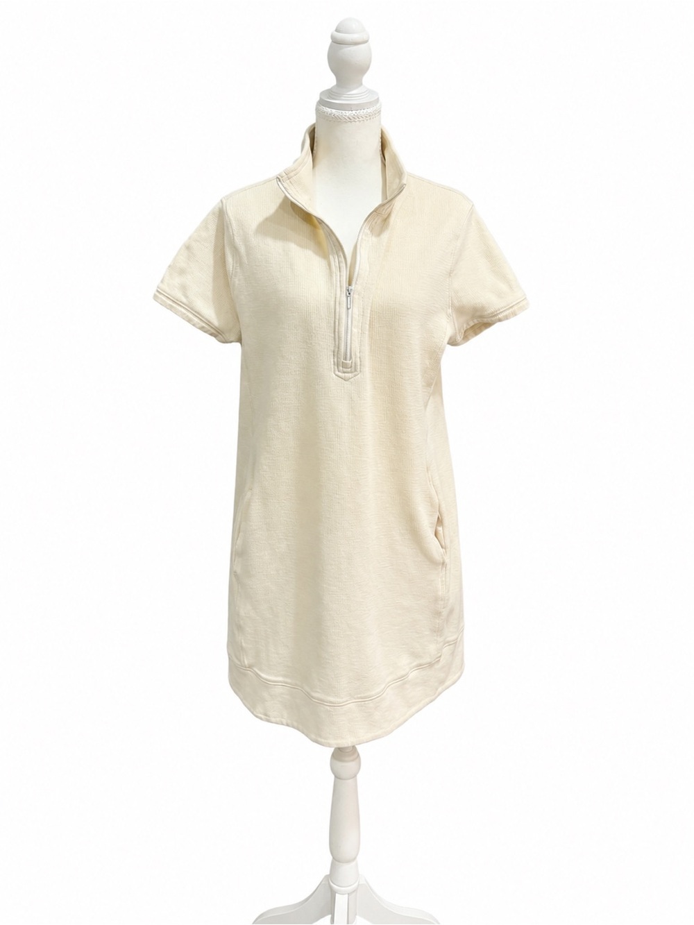 Legendary Outfitters Cream Quarter Zip Short Sleeve Dress Size L Outdoors